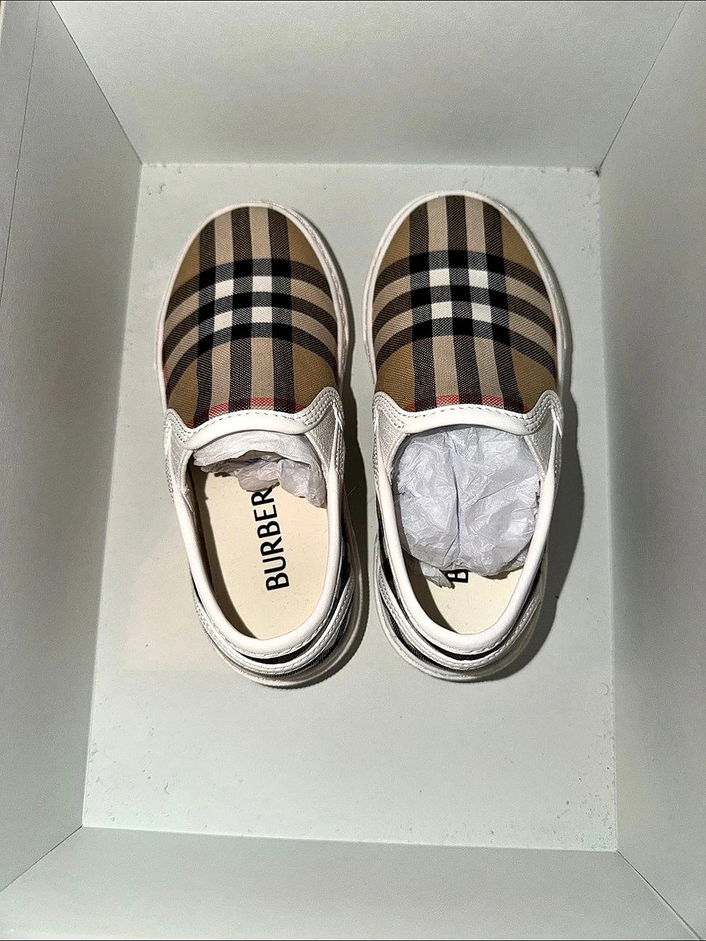 Burberry Low Top Sneaker Plaid Low Top Sneakers EU 27